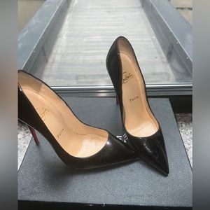 Black Christian loubs so Kate’s!
